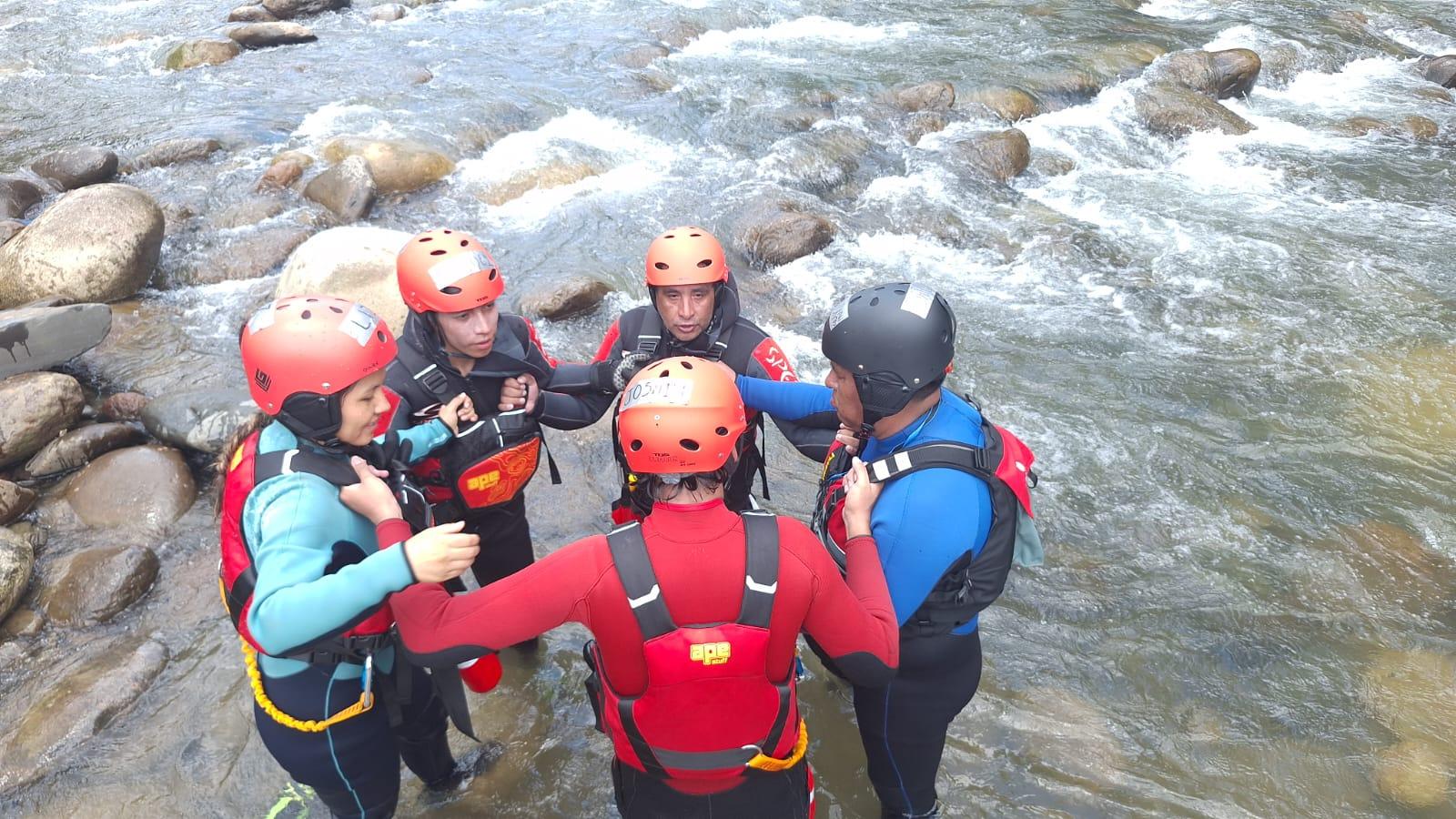 FINALIZA CON EXITO EL CURSO DE RESCATE EN RIADAS E INUNDACIONES EN SAN GABAN PUNO